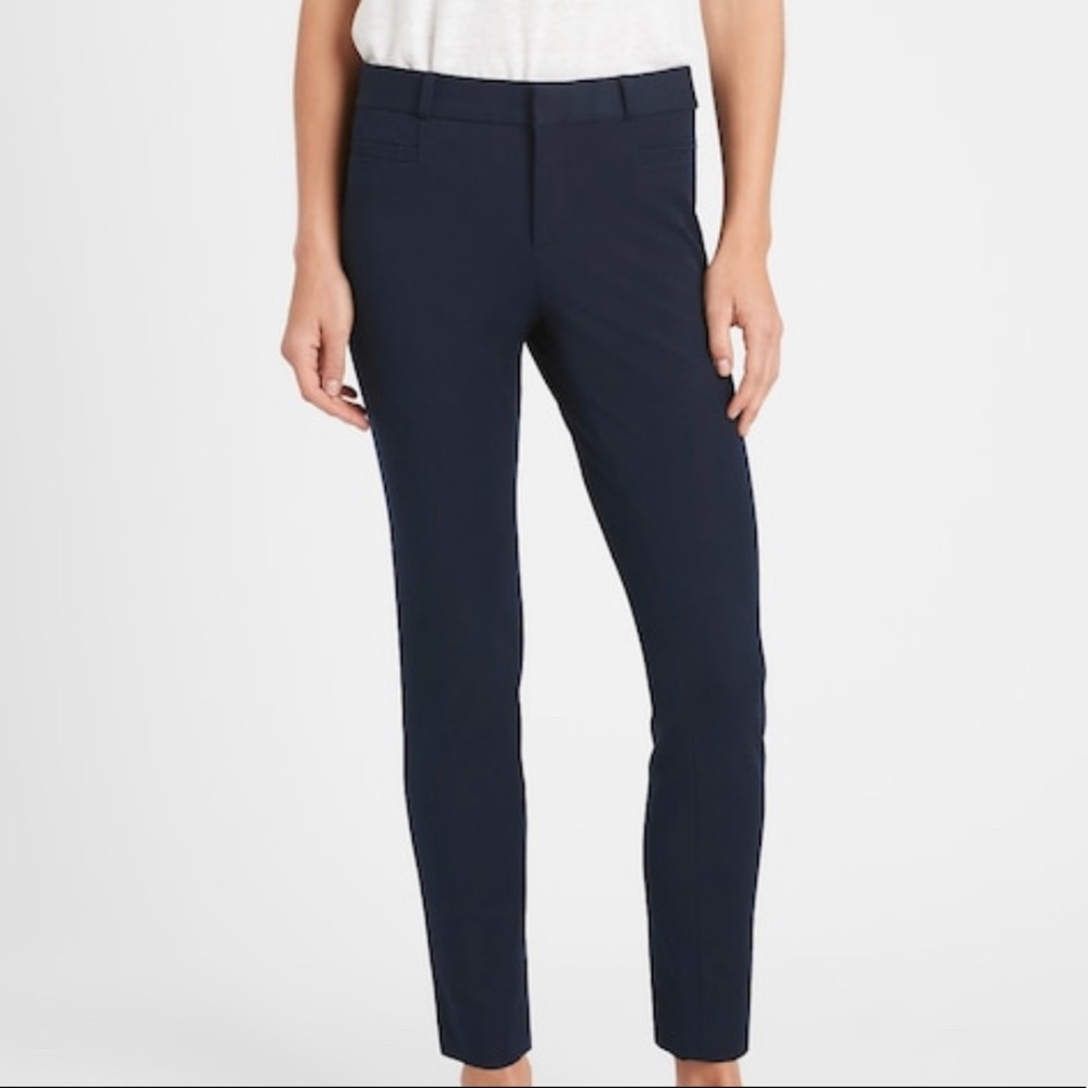 Banana Republic Sloan Petite Pants in Navy: Size 6P